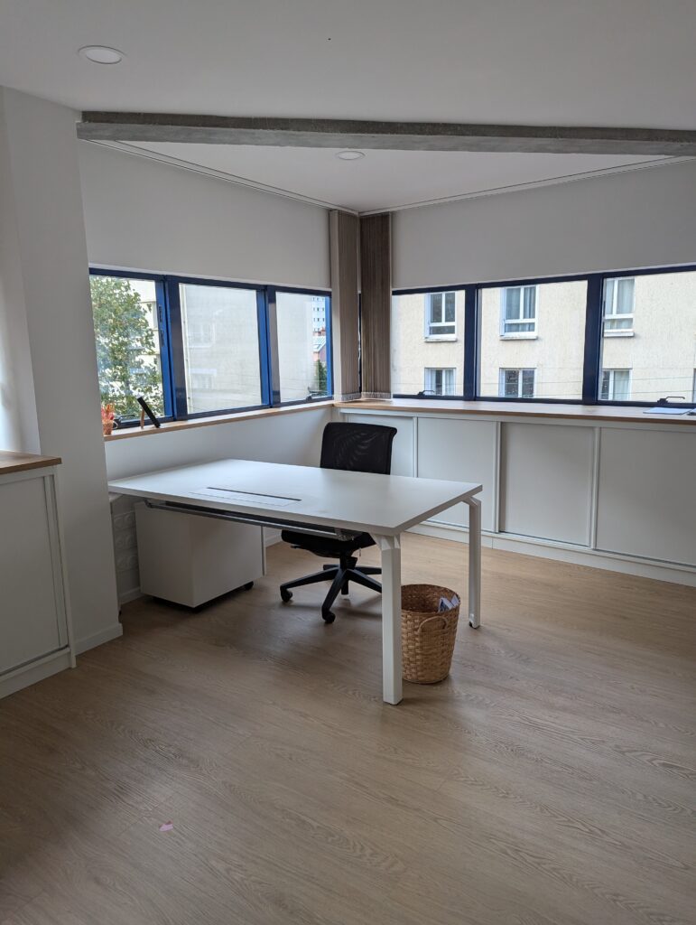 PXL_20241025_093126984